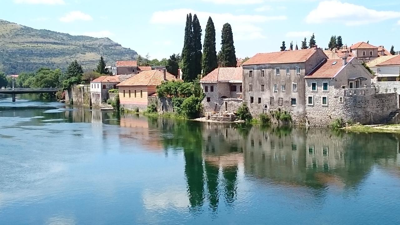 Central Place Τρέμπινιε Εξωτερικό φωτογραφία