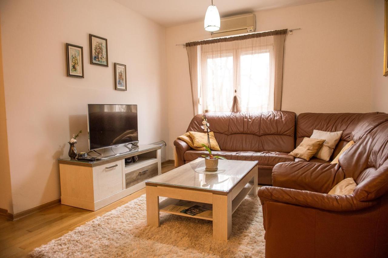 Central Place Τρέμπινιε Εξωτερικό φωτογραφία